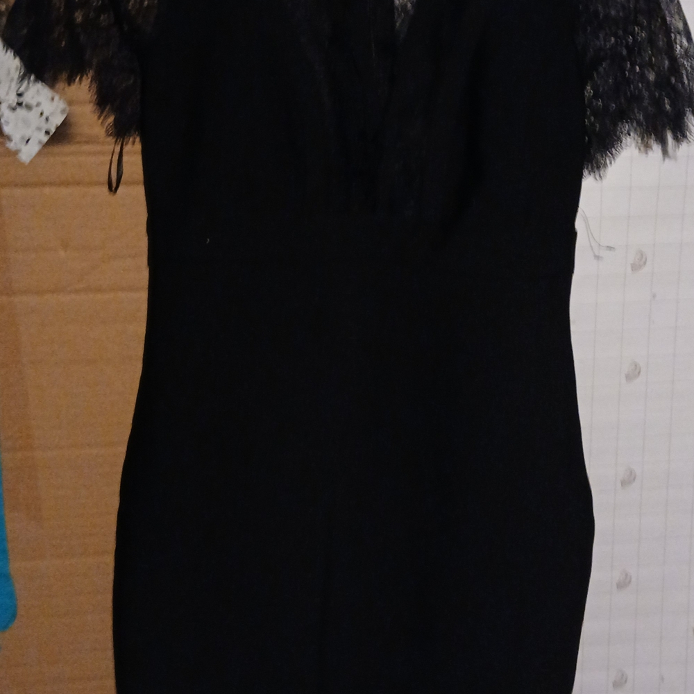 VENUS Black Sheath Midi Dress V-Neck Flutter Cap Sleeves